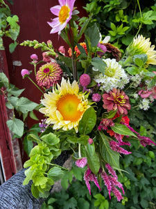 2025 - 6 WEEK FLOWER SUBSCRIPTION  - Racine